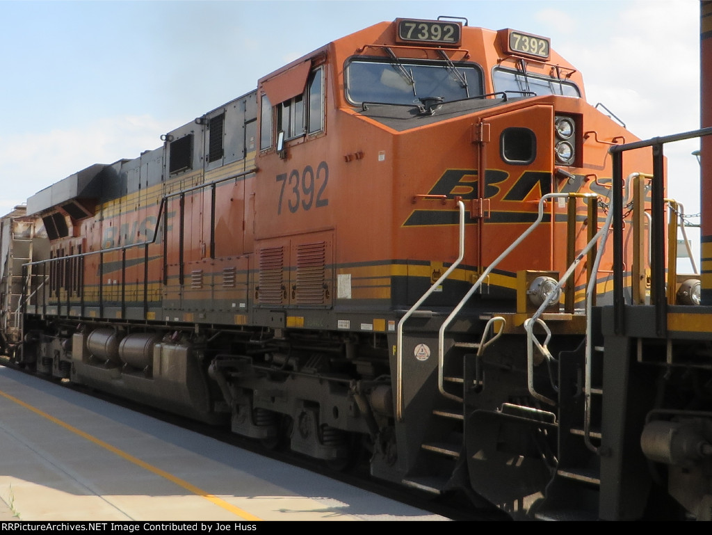 BNSF 7392